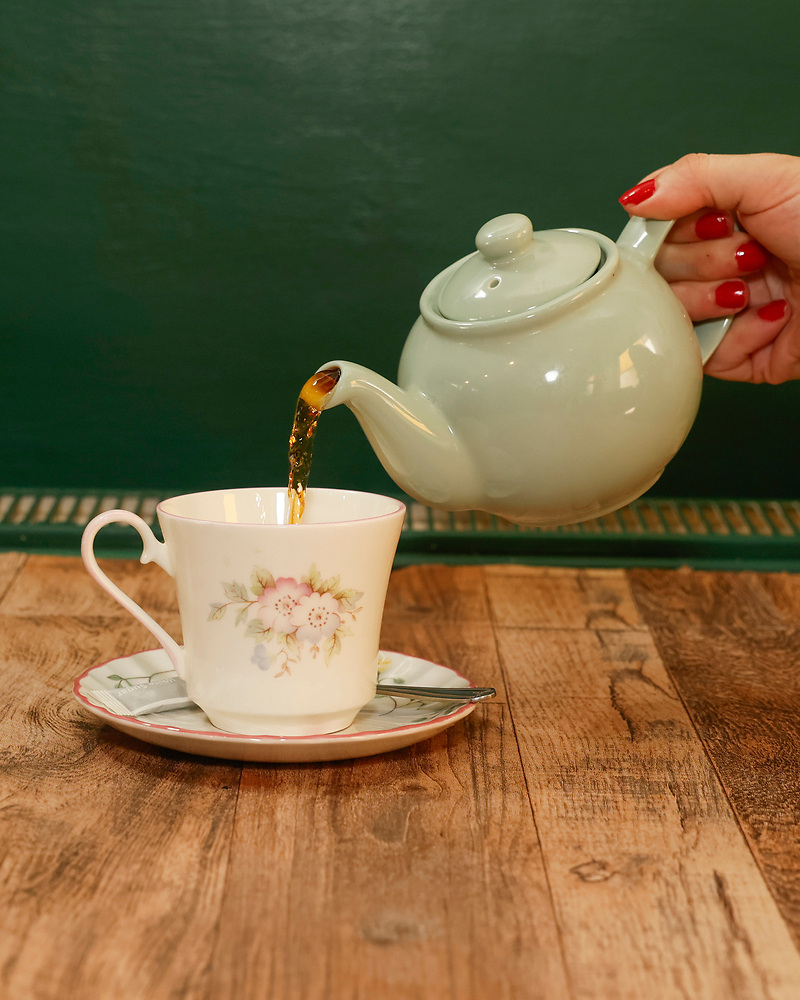 Tea, Cake & Cats
