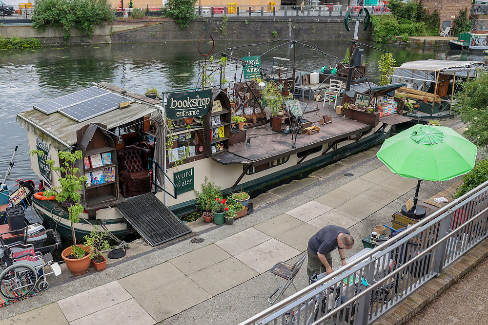London’s Floating Book Barge